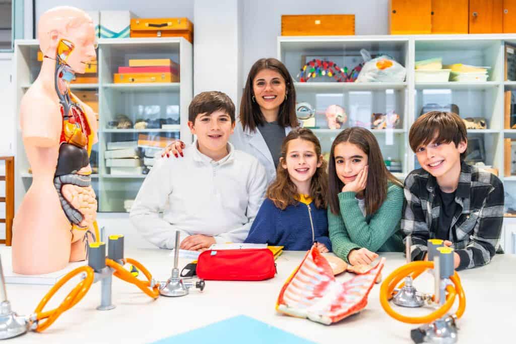 Anatomy classroom featuring students and teacher at Bradford International Virtual School, fun learning environment.