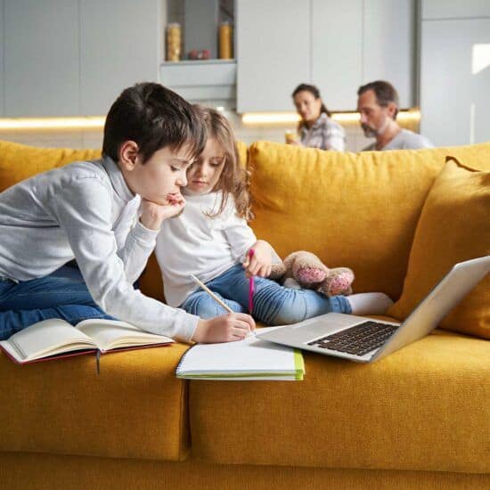 Online learning with children at Bradford Virtual School, flexible global education